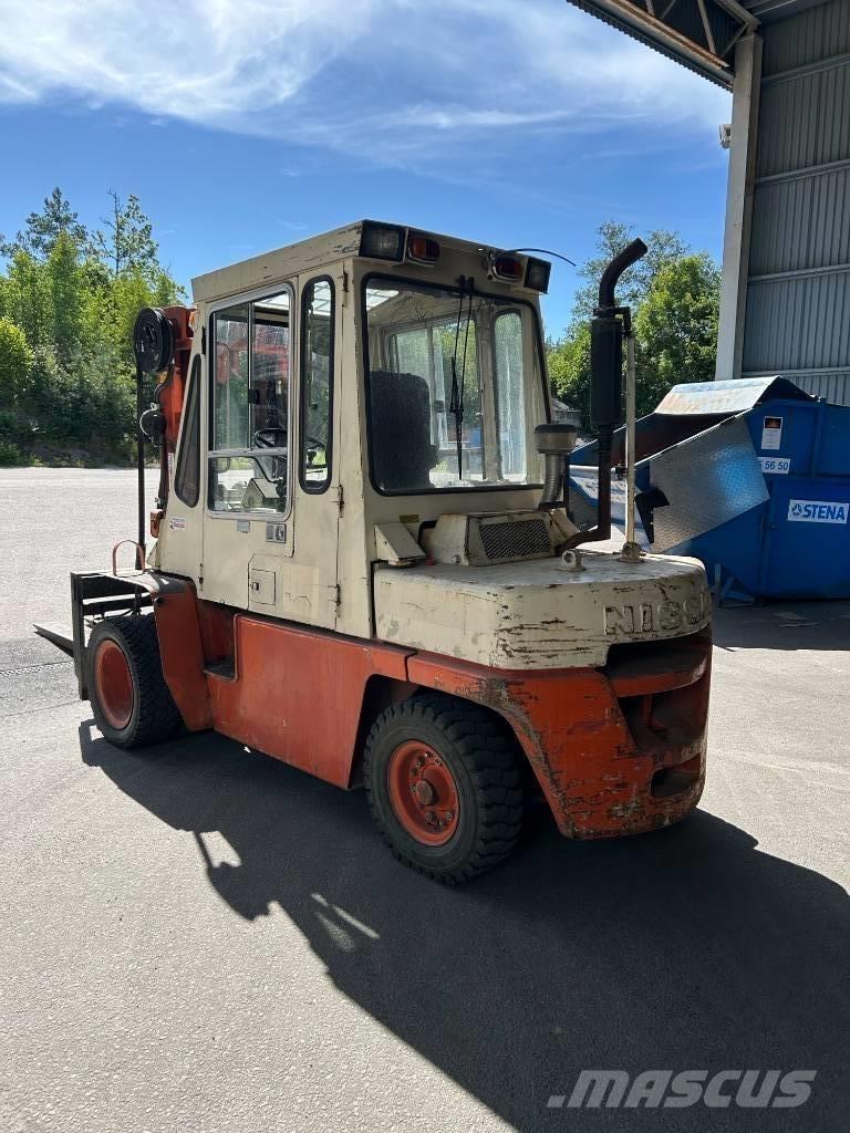 Nissan YGF03 Diesel Stapler