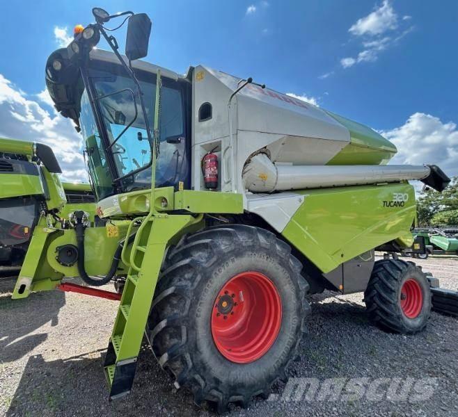 CLAAS TUCANO 320 Mähdrescher