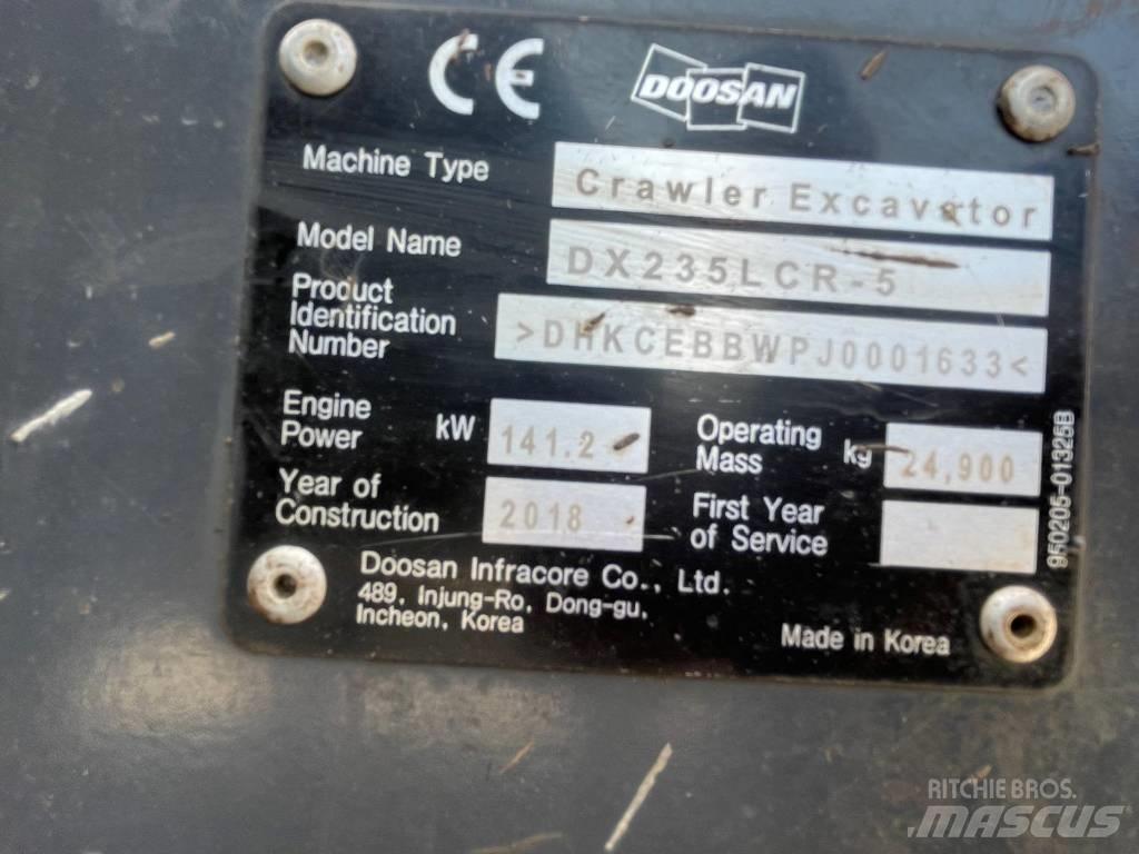 Doosan DX 235 LCR-5 Raupenbagger