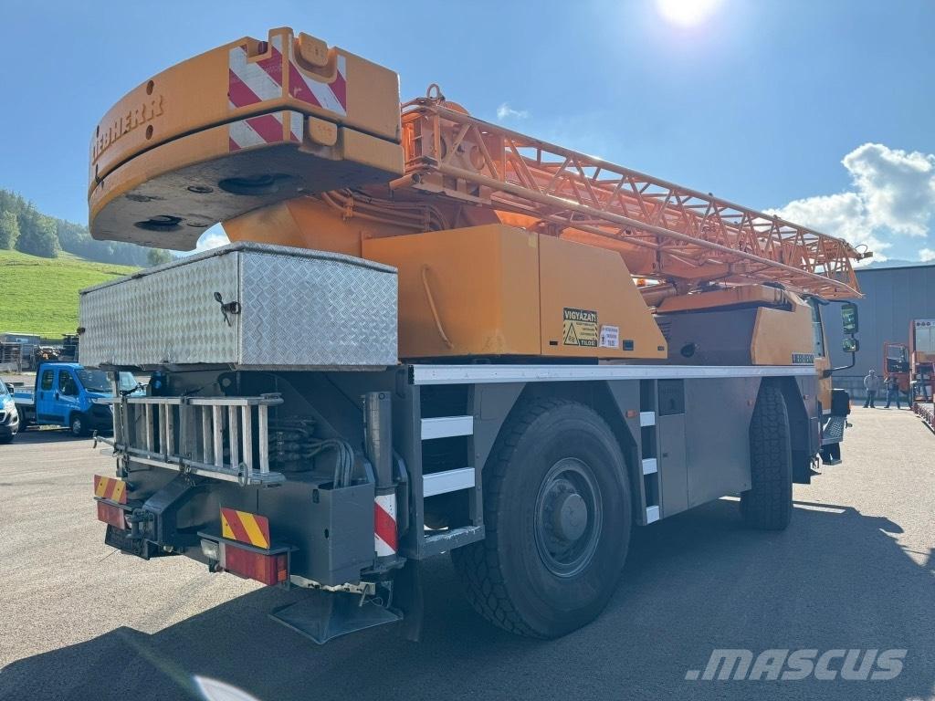 Liebherr LTM 1030-2 All-Terrain-Krane