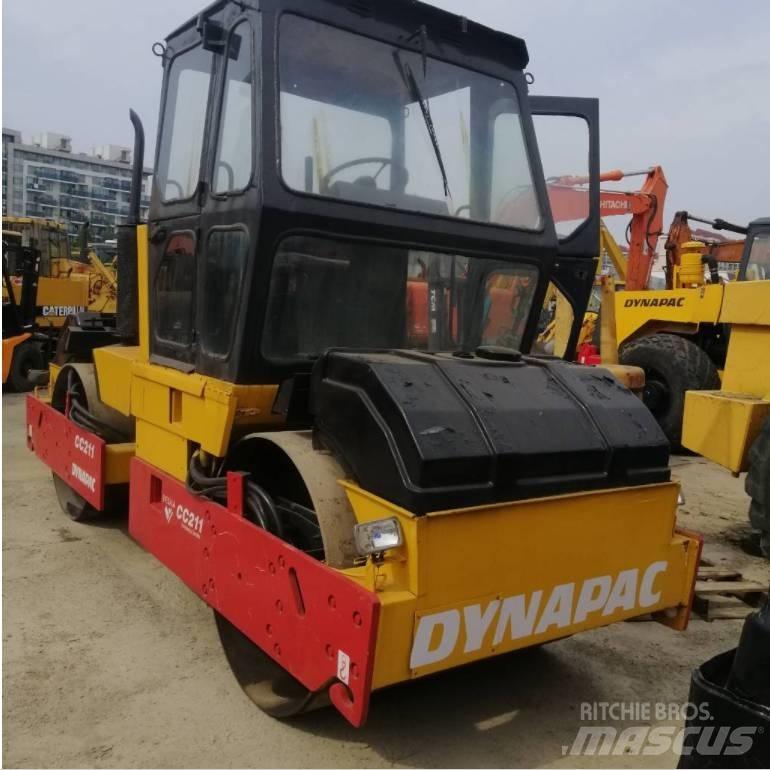 Dynapac CC 211 Tandemwalzen