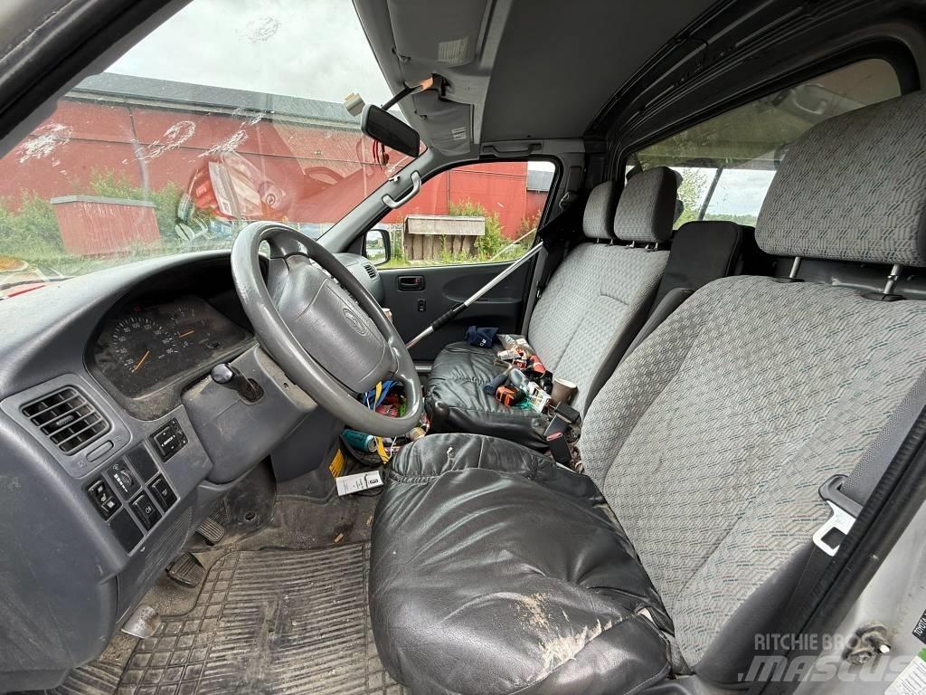 Toyota Hiace 4x4 Lieferwagen