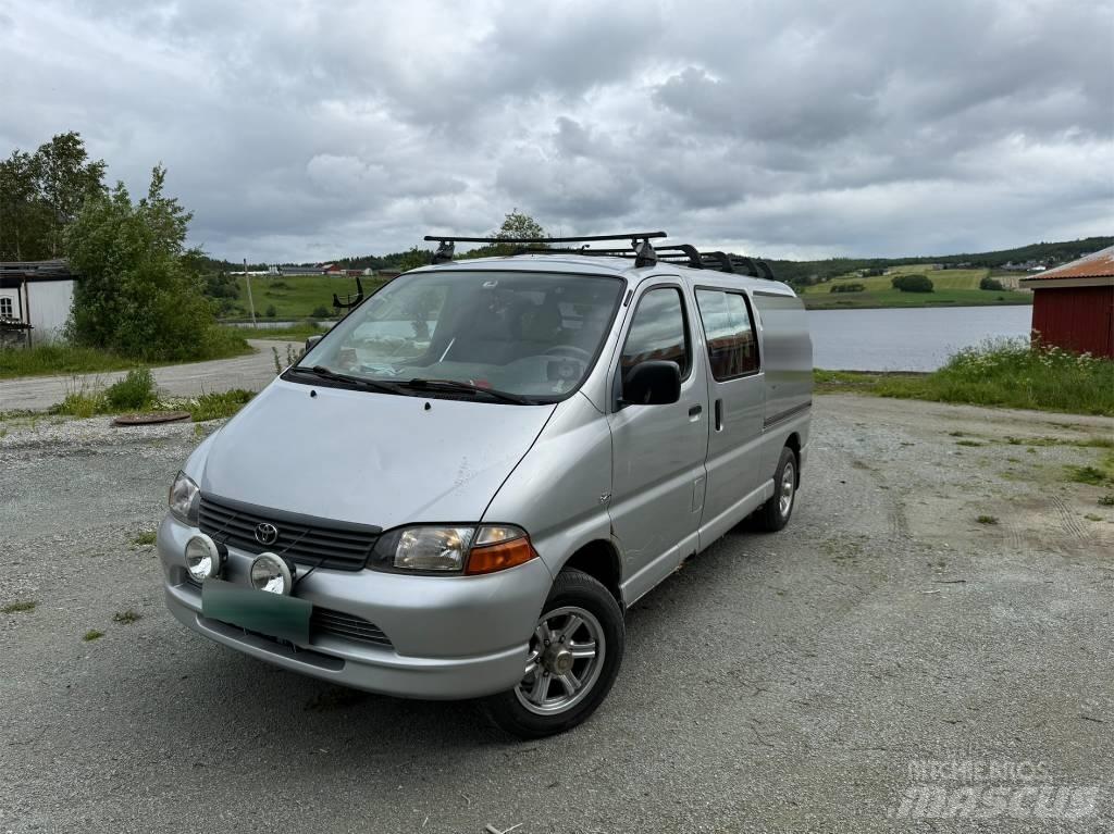 Toyota Hiace 4x4 Lieferwagen
