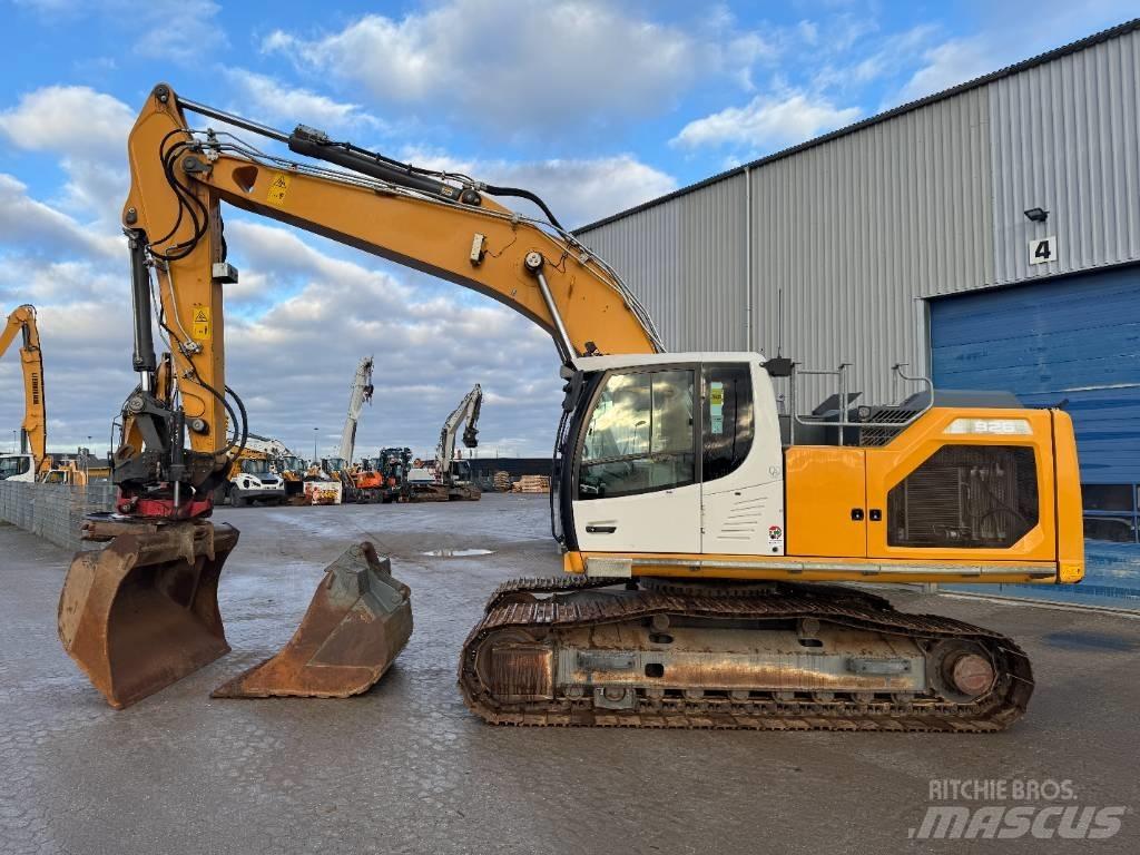 Liebherr R 926 Raupenbagger