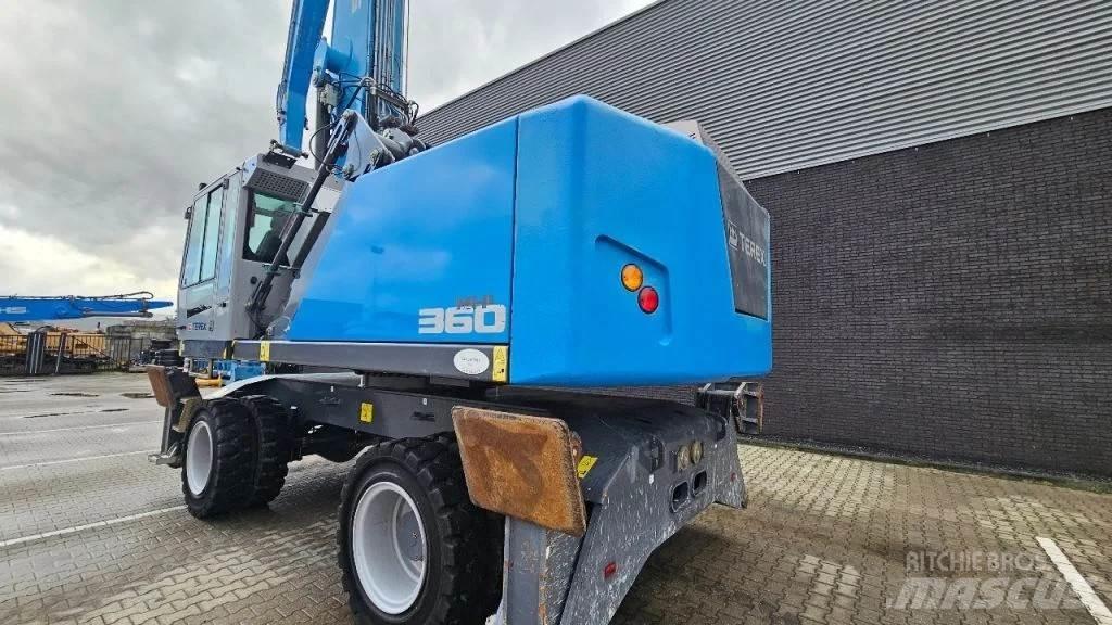 Fuchs MHL360 Materialumschlag