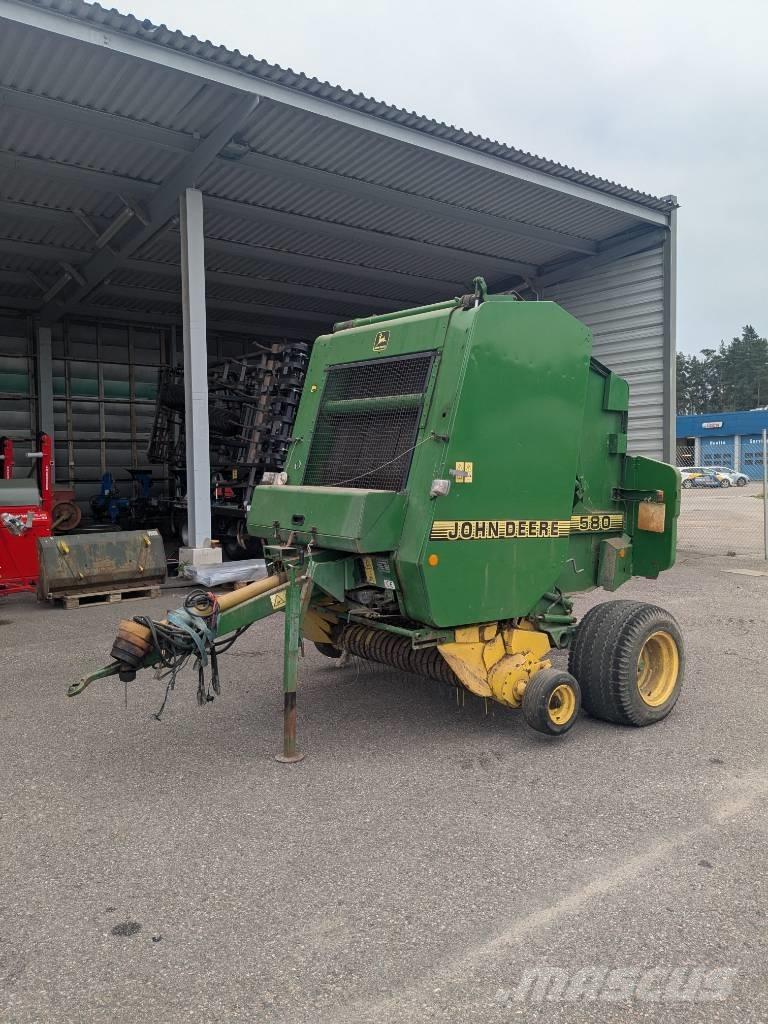 John Deere 580 Rundballenpressen
