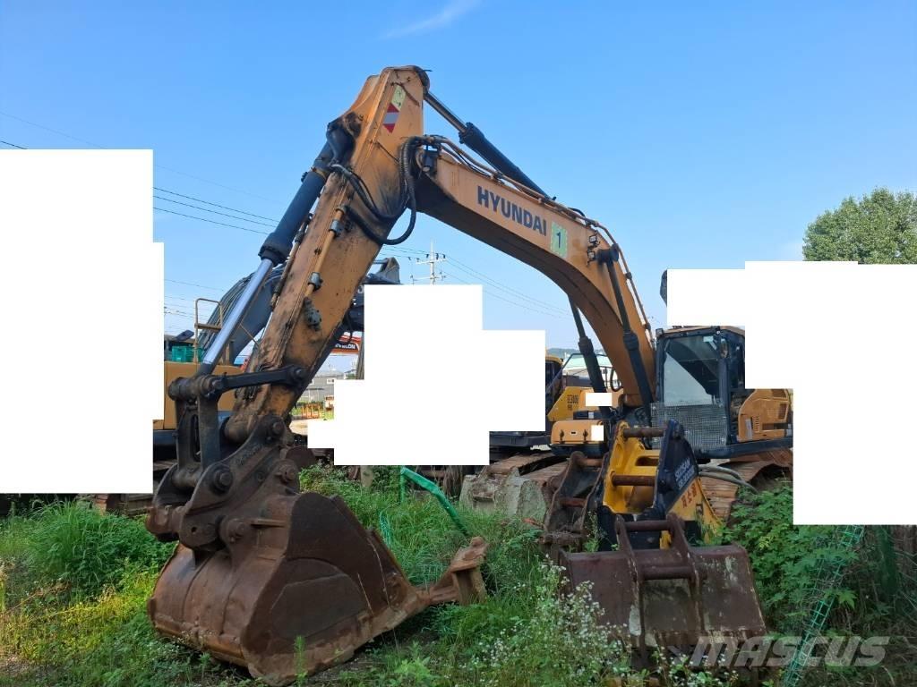 Hyundai HX 300 Raupenbagger