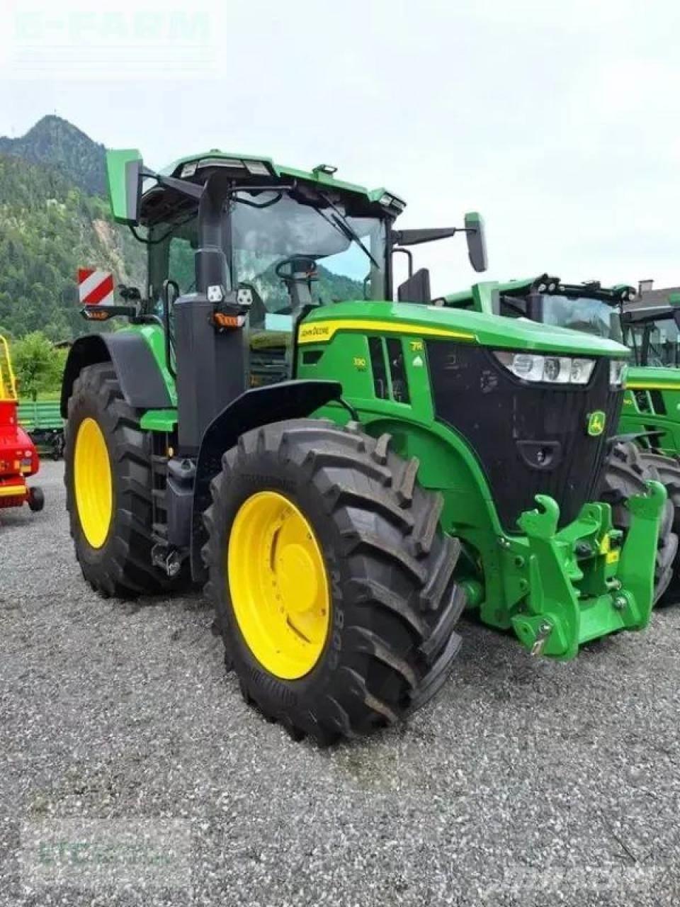 John Deere 7r 330 Traktoren