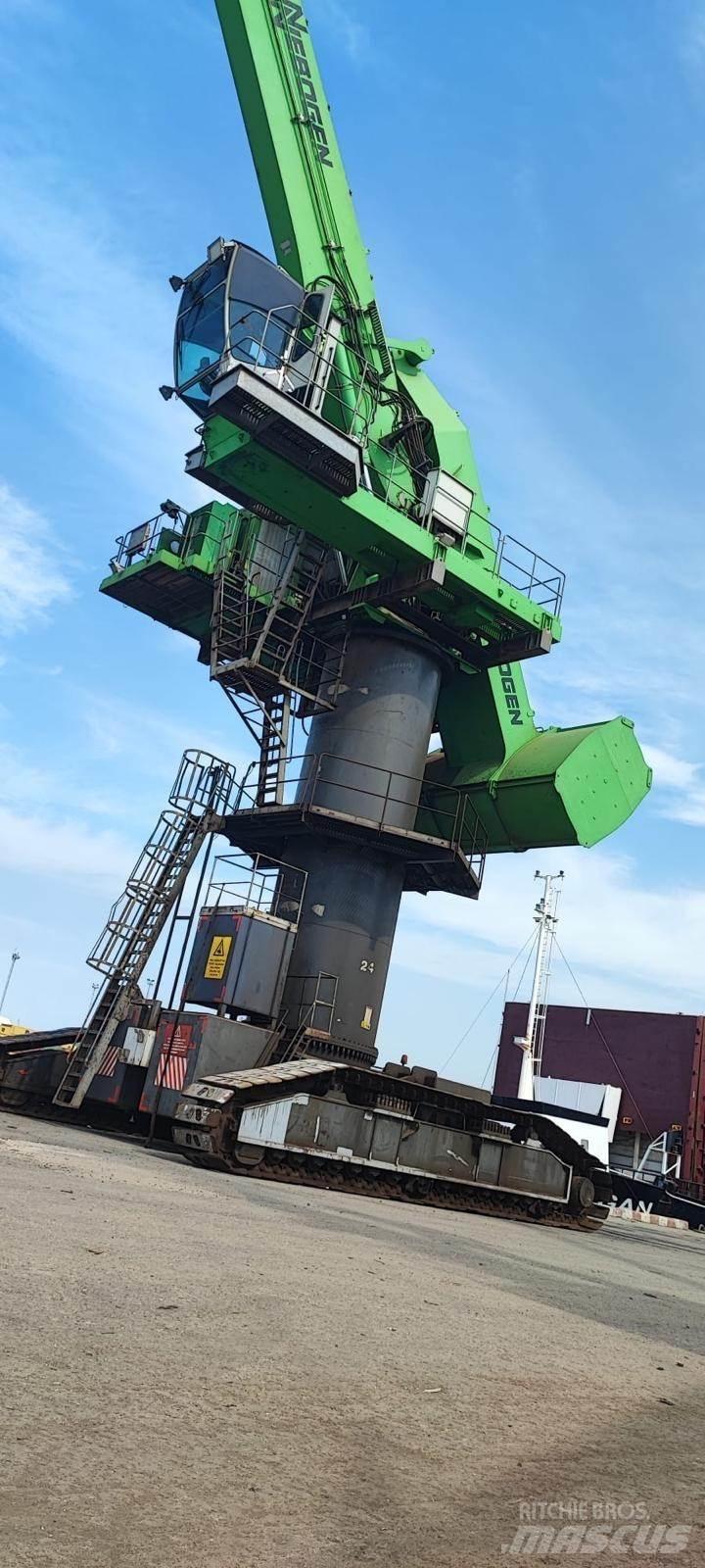 Sennebogen 880 Materialumschlag