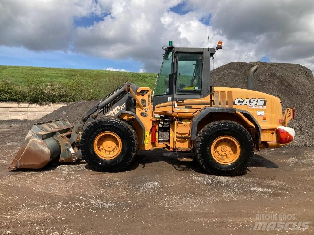 CASE 621 D Radlader