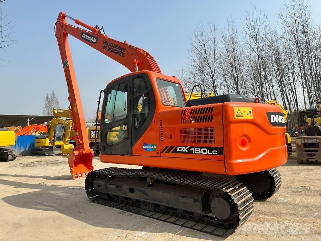Doosan DX160LC Raupenbagger
