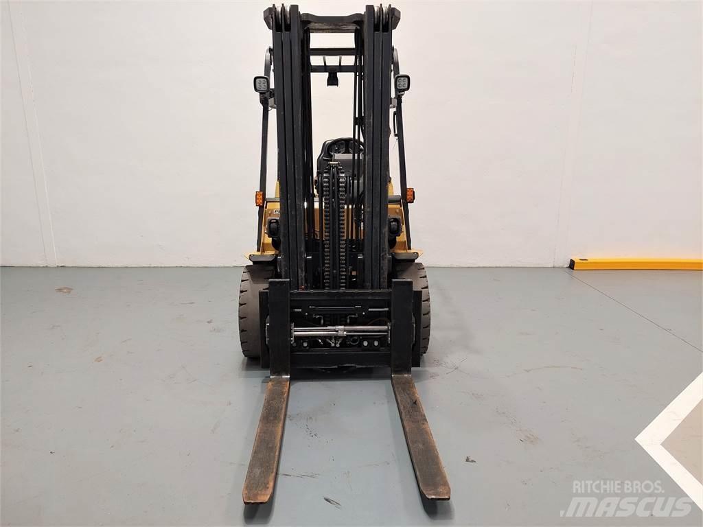CAT DP35NTD Diesel Stapler