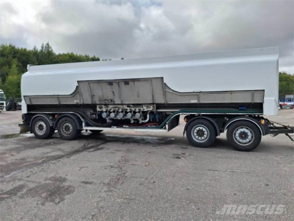  SAF/Mattila MS4 Tankanhänger
