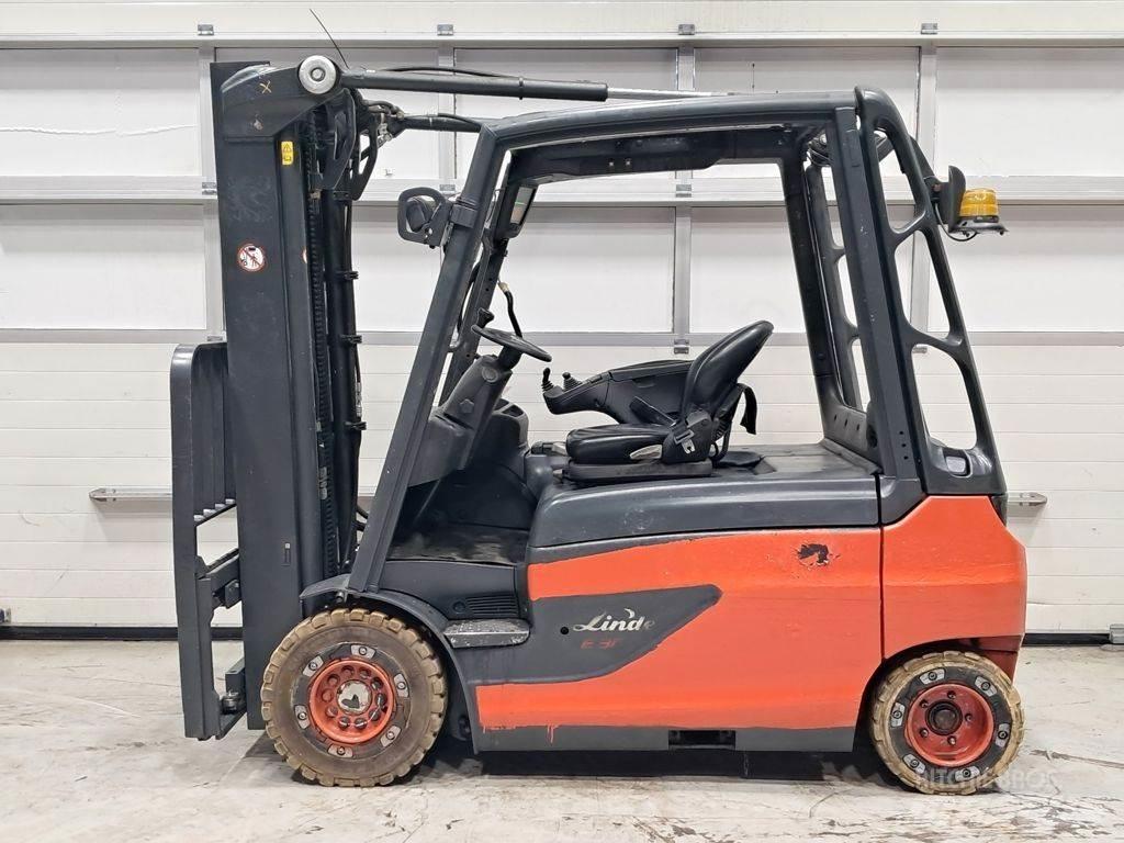 Linde E30L-01 Elektro Stapler