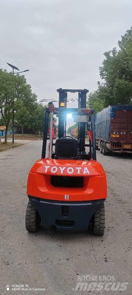Toyota FD 50 Diesel Stapler