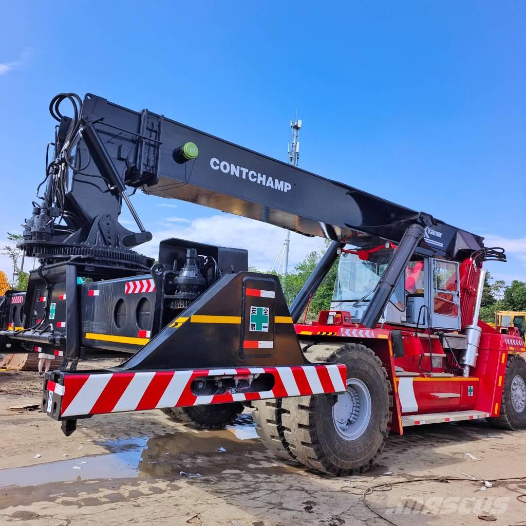Kalmar DRF450 Reach-Stacker