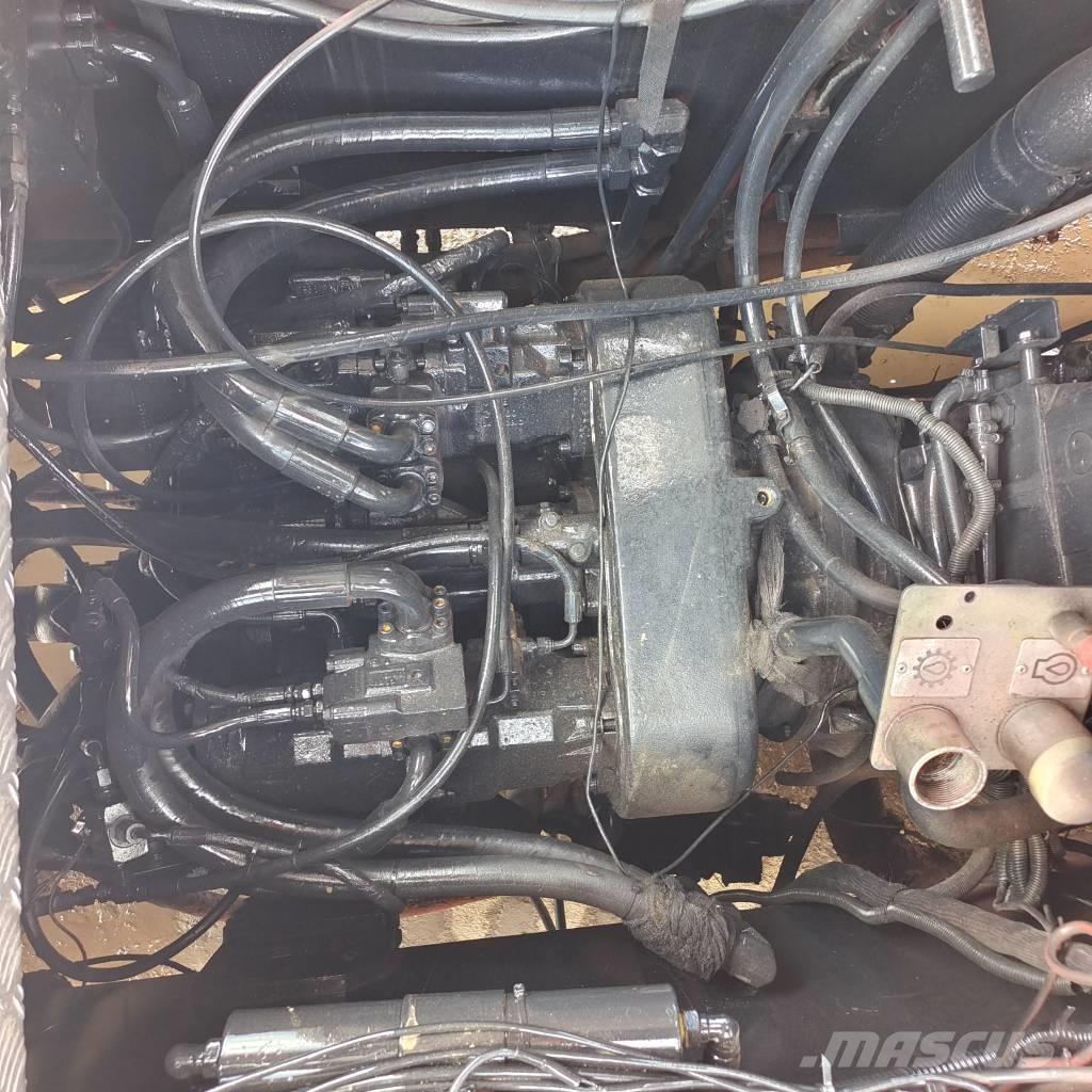 Kalmar DRF450 Reach-Stacker