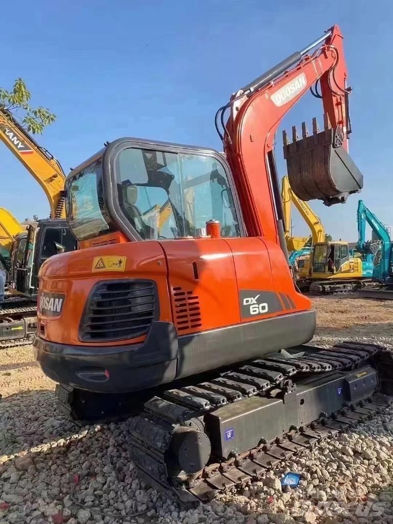 Doosan DX 60-9 Minibagger < 7t