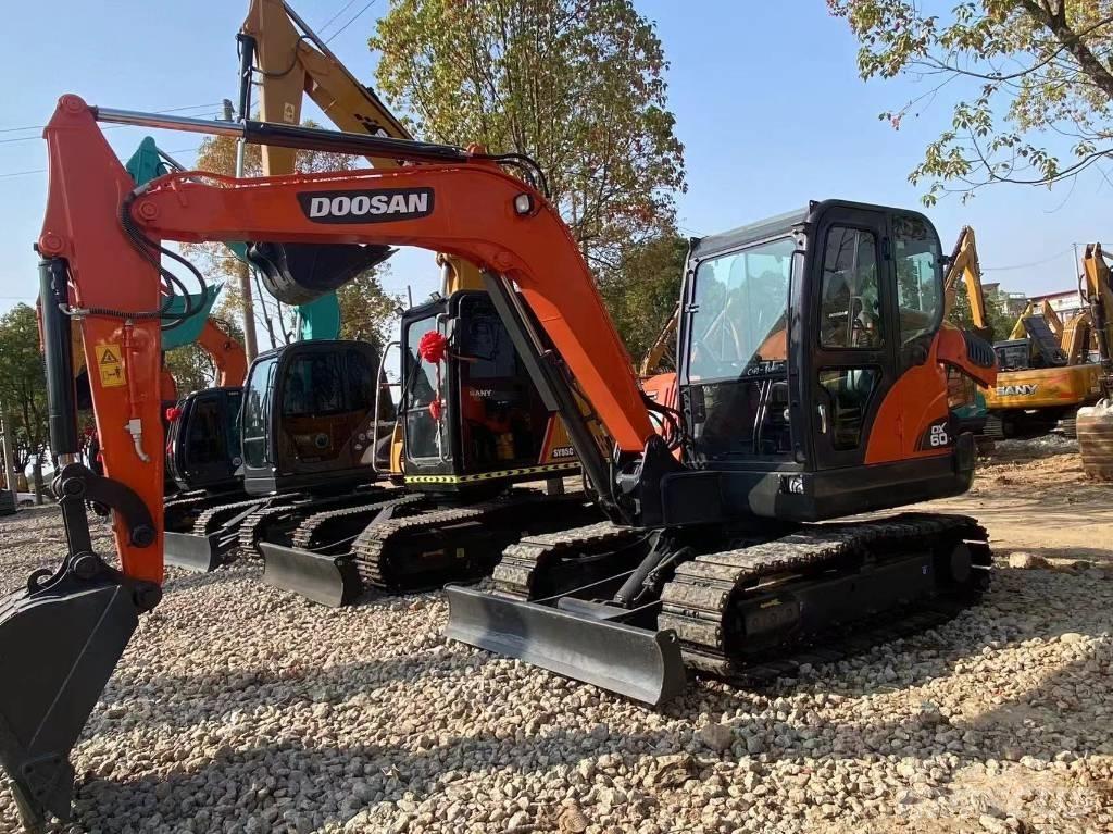 Doosan DX 60-9 Minibagger < 7t