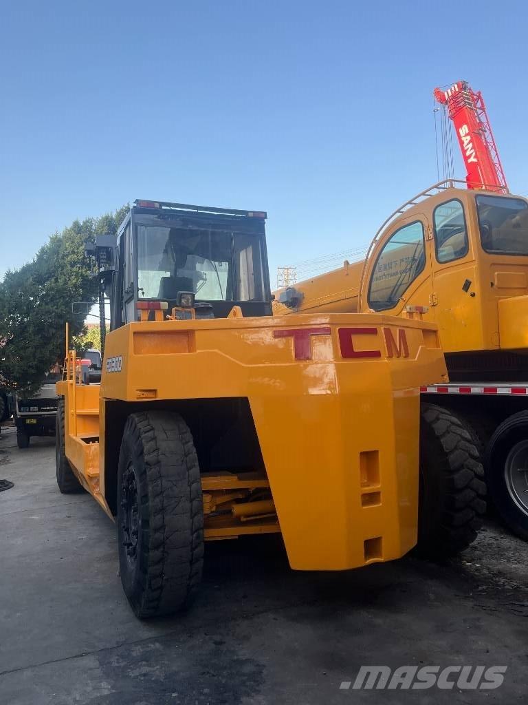 TCM FD 30 Diesel Stapler