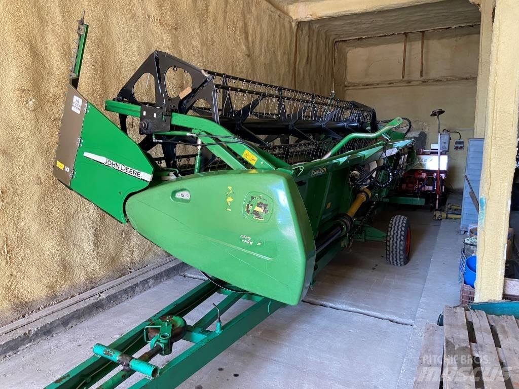 John Deere T 660 Mähdrescher