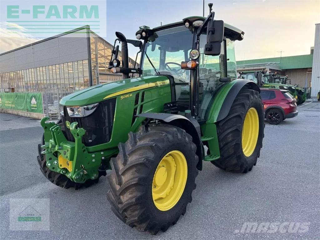 John Deere 5095 m Traktoren