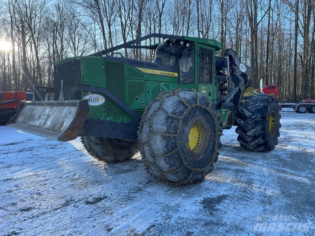 John Deere 948L Stammholzschlepper