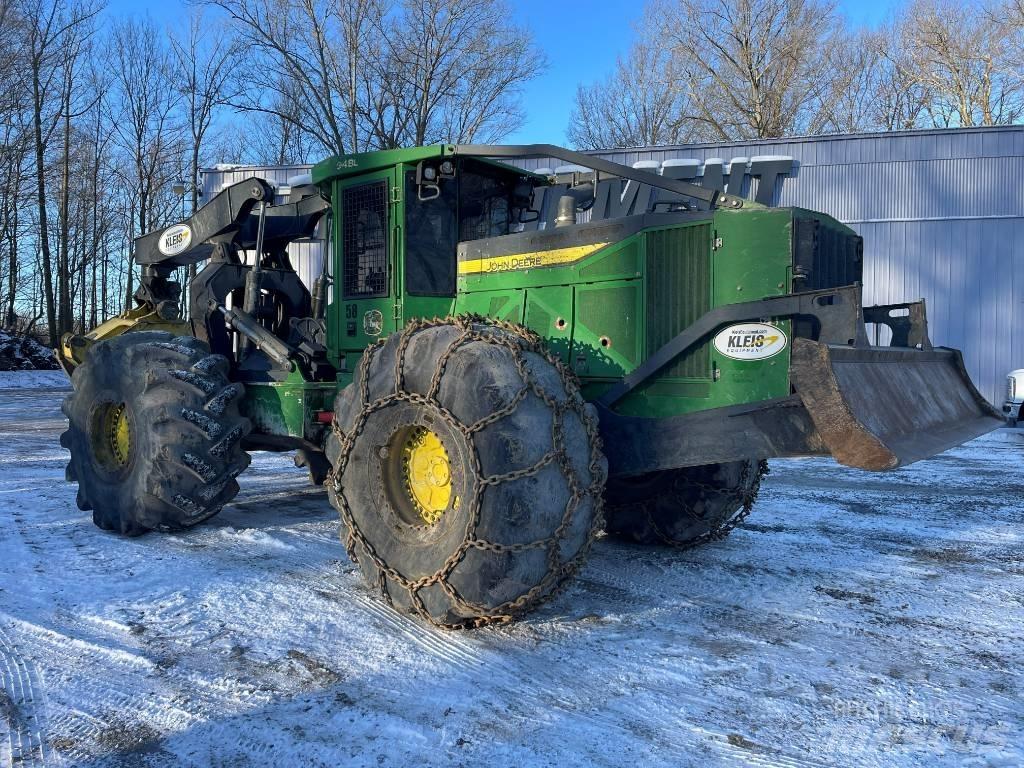 John Deere 948L Stammholzschlepper