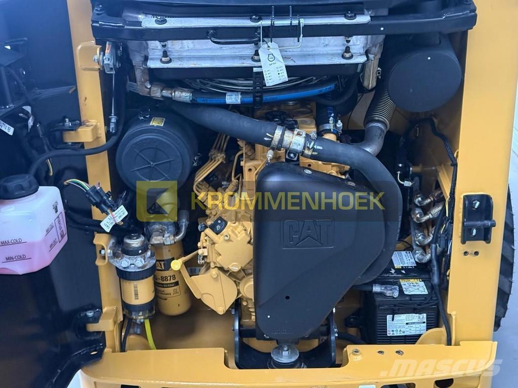 CAT 216 B3 Kompaktlader