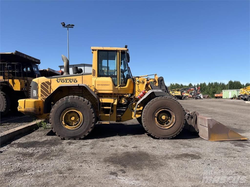 Volvo L120F Radlader