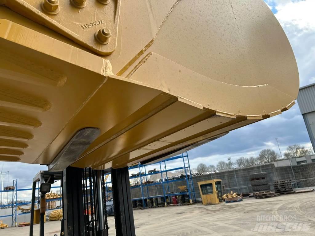 CAT 349D - UB Schaufeln