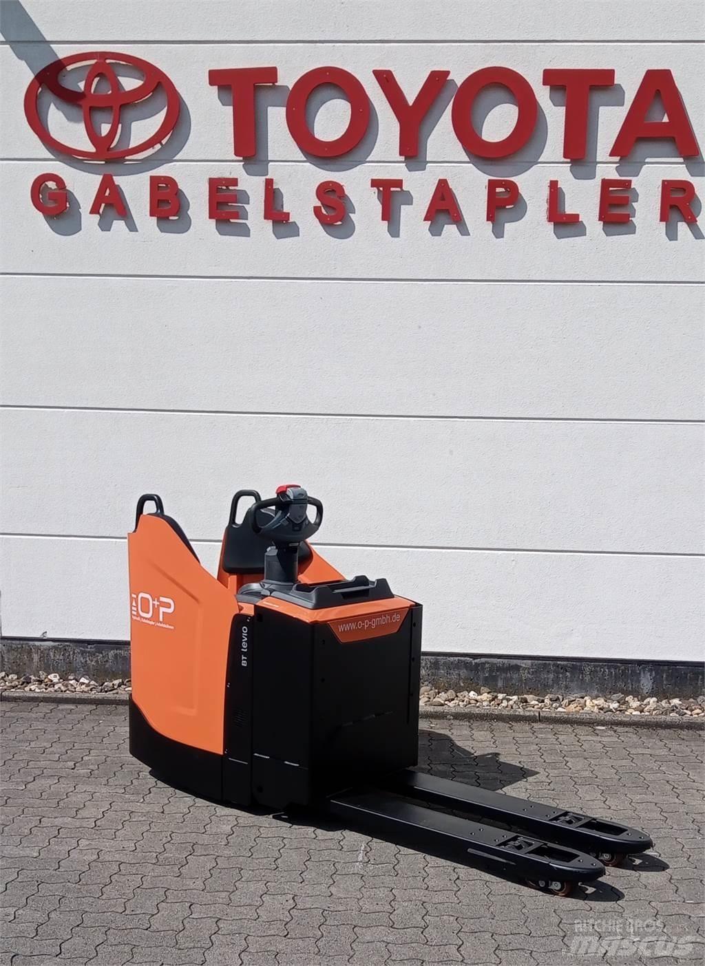 Toyota LPE 250 Niedergabelstapler