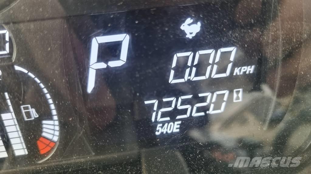 Massey Ferguson 7718 Traktoren