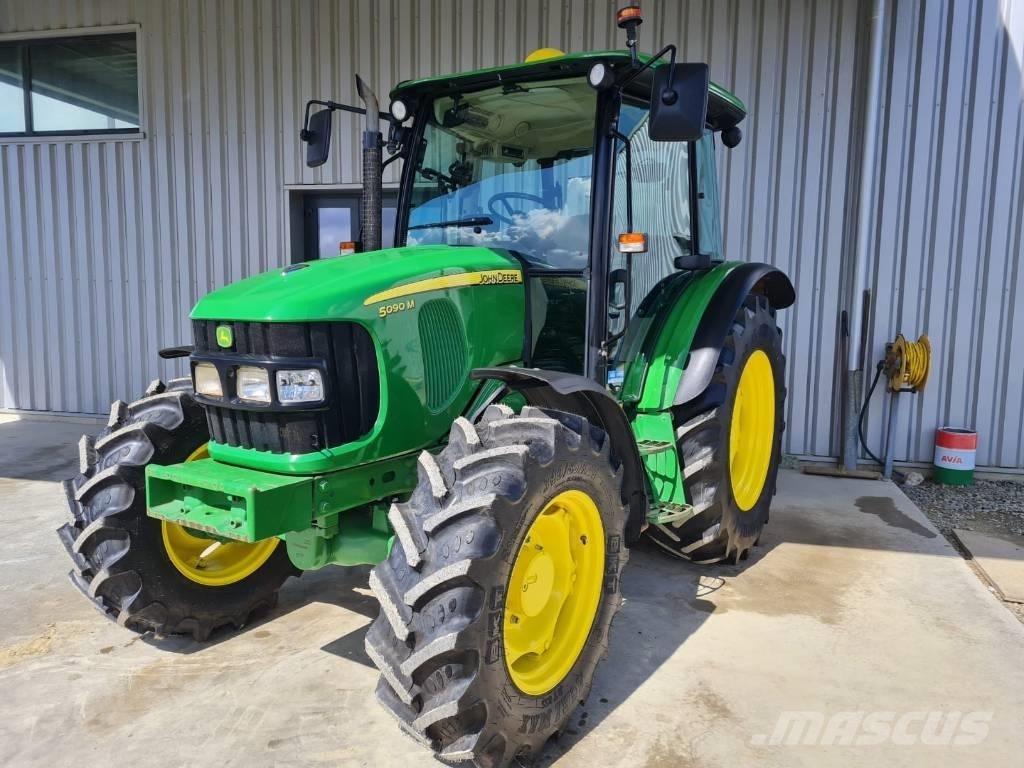 John Deere 5090 M Traktoren
