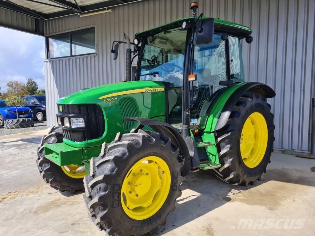 John Deere 5090 M Traktoren