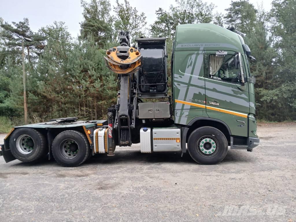Volvo FH Holztransportanhänger