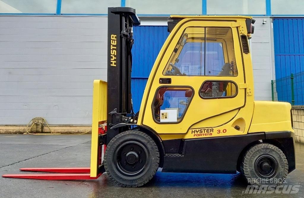 Hyster H 30 FT Diesel Stapler