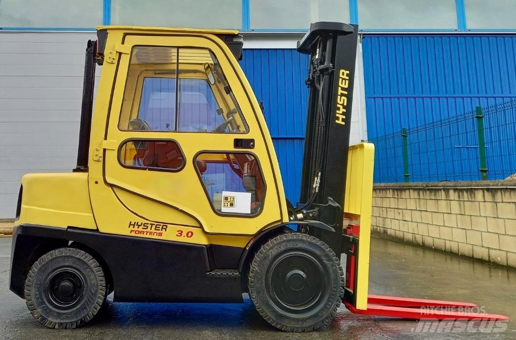 Hyster H 30 FT Diesel Stapler