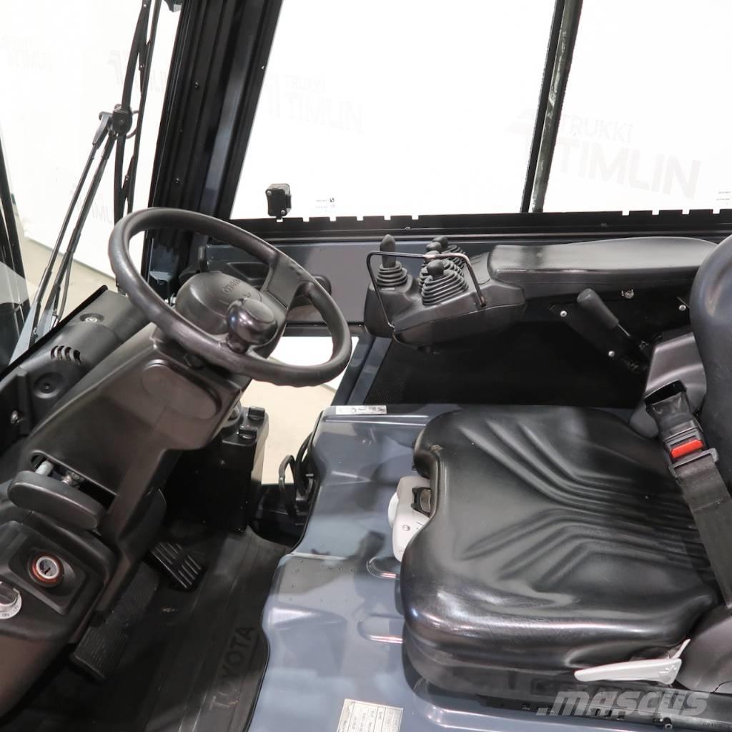 Toyota 8FBE18T Elektro Stapler