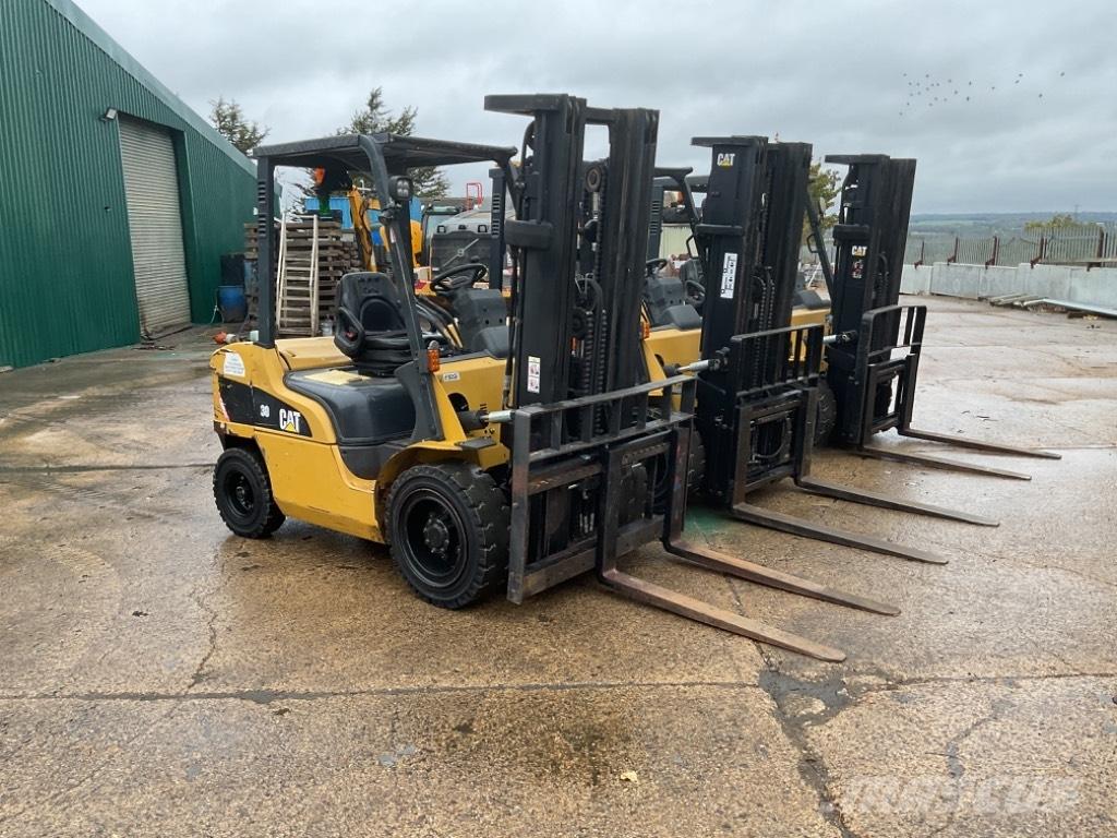 CAT DP30NT Diesel Stapler