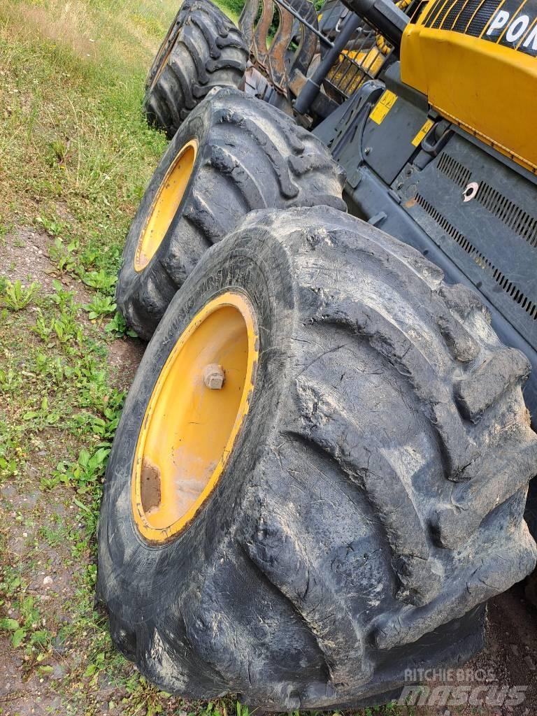 Ponsse Buffalo 8W Forwarder
