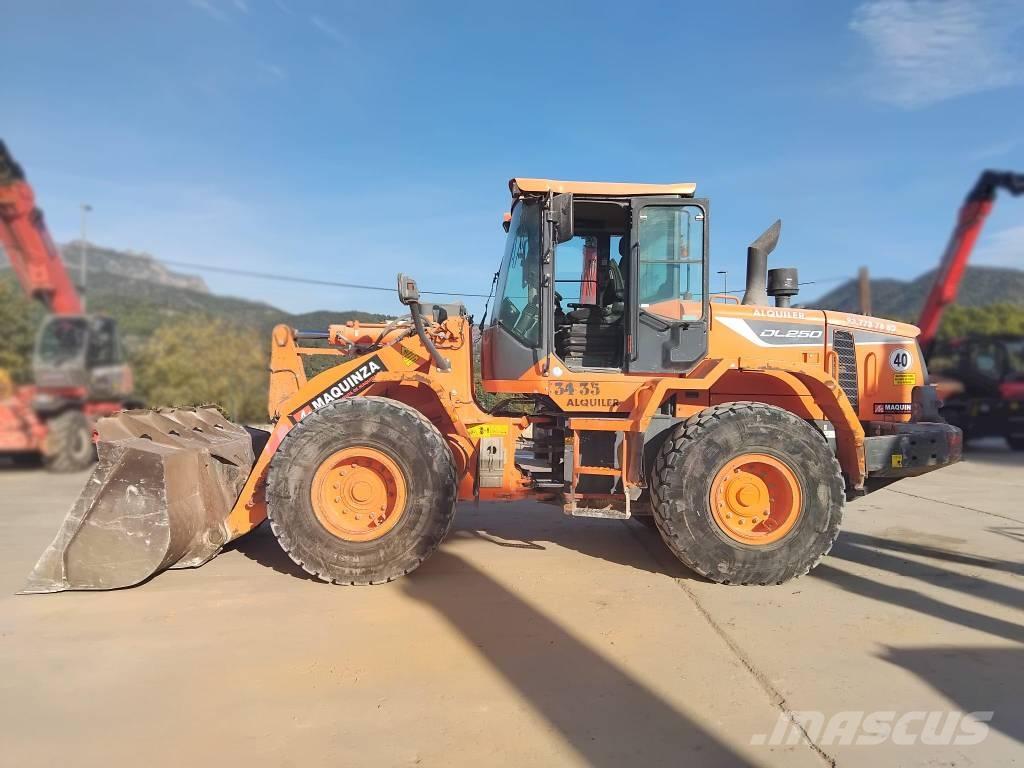 Doosan DL 250-5 Radlader
