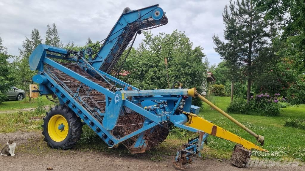 Edenhall 623 Rübenvollernter