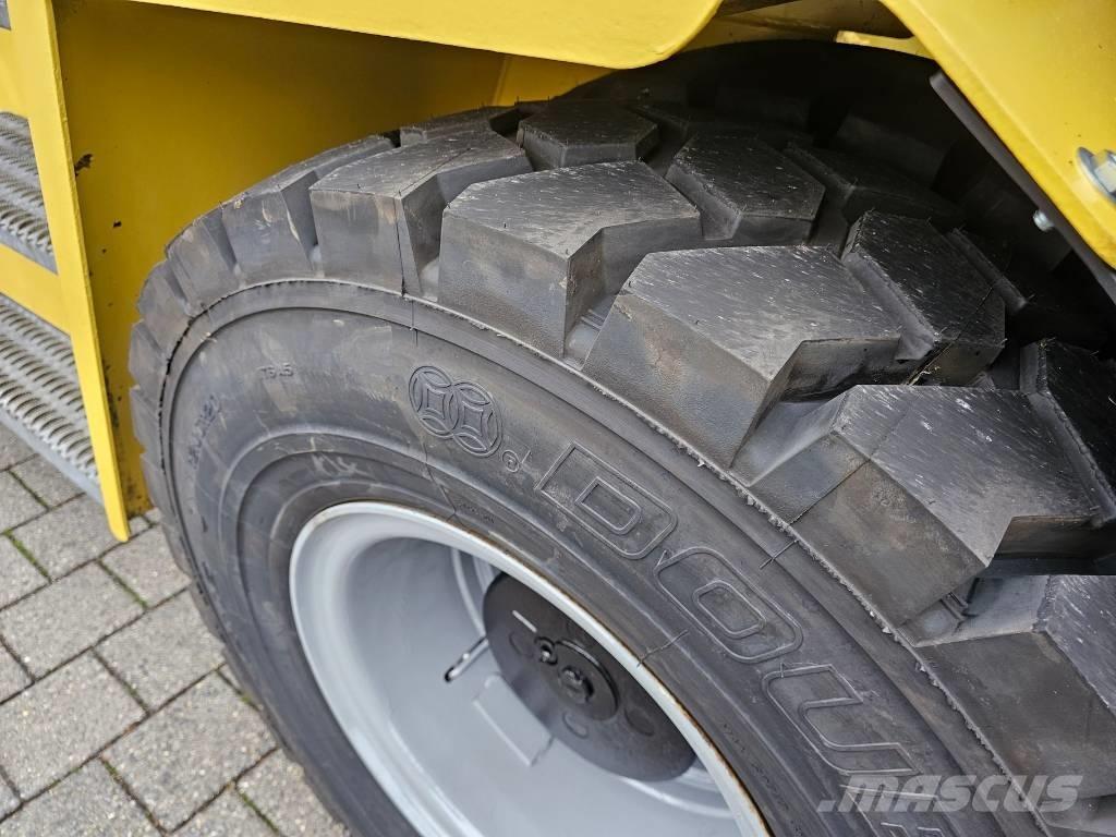 Hyster H16XM12 Diesel Stapler