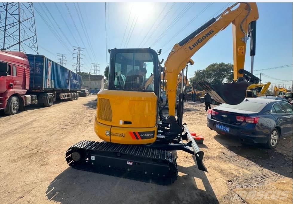 LiuGong LG 9035 F Raupenbagger