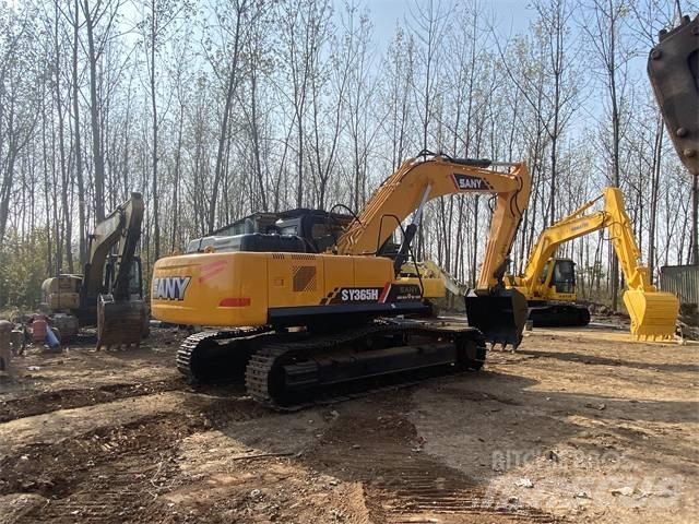 Sany 365H Raupenbagger