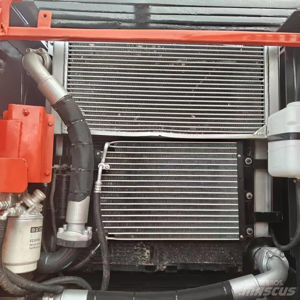 Doosan DX 225 LCA Raupenbagger