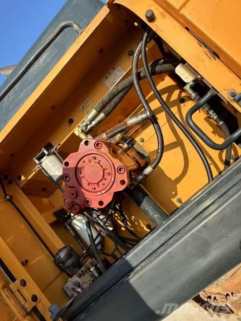 Hyundai Robex 520 VS Raupenbagger