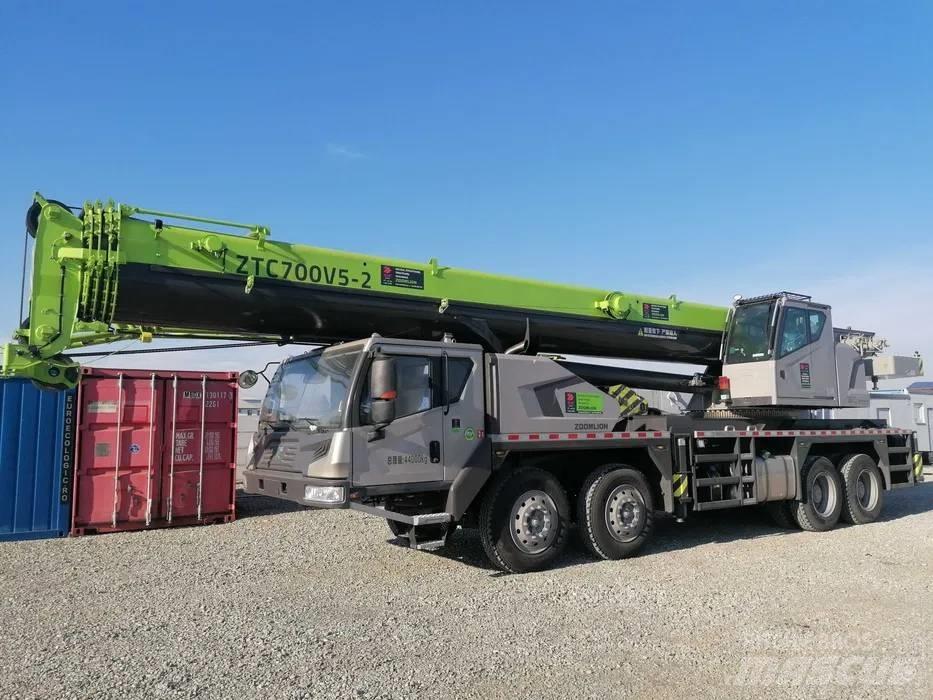 Zoomlion ZTC700V562 Raupenkrane