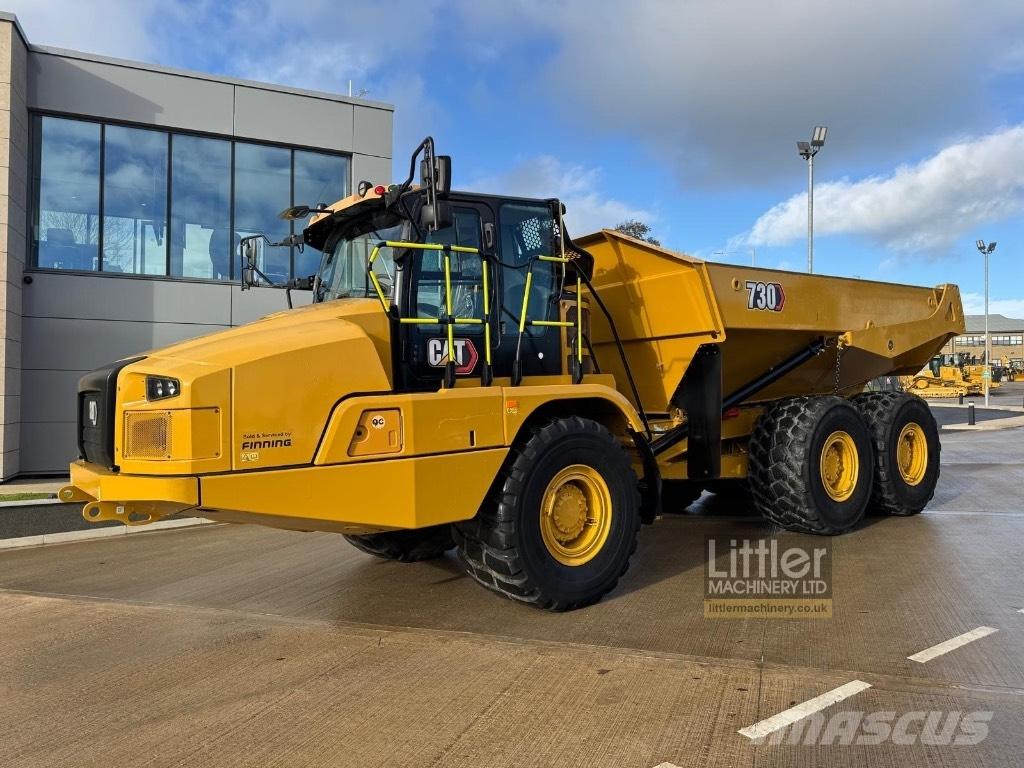 CAT 730 Dumper - Knickgelenk